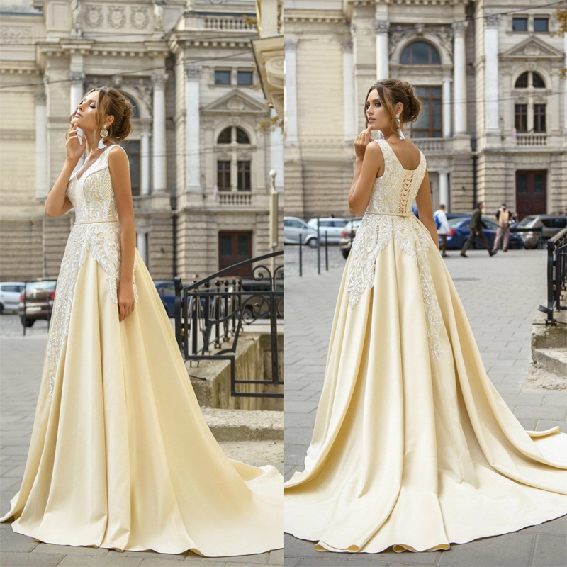 2020 A-line Evening Dresses Satin Appliqued Lace Sequins V-neck Sleeveless Custom Made Prom Dress Sweep Train Ruched Long Party Gown
