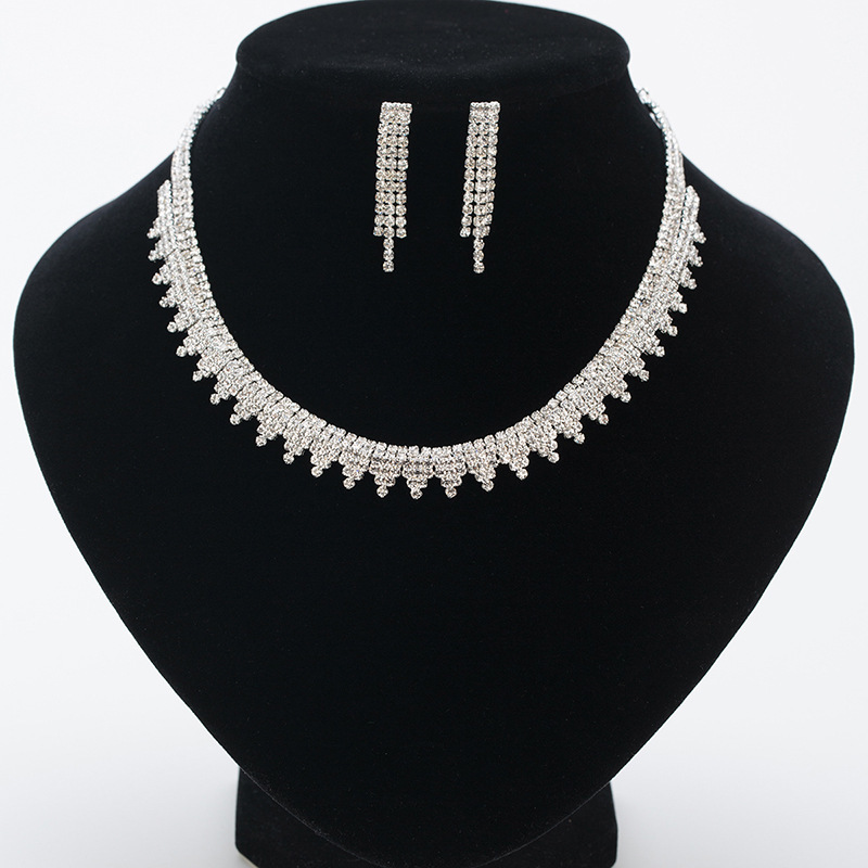 High Archives Bride Wedding Dress Accessories Set Chain Necklace Earrings Suit Embed Zircons Evening Dress Jewelry, Golden
High Archives Bride Wedding Dress Accessories Set Chain Necklace Earrings Suit Embed Zircons Evening Dress Jewelry, Golden