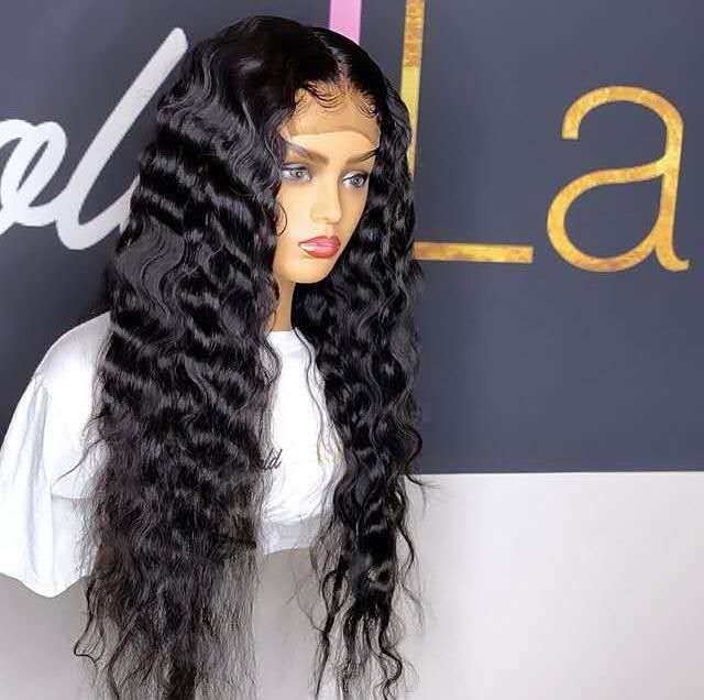 Diva Natural Pre Plucked Wavy Brazilian loose Wave 360 Lace Frontal Human Hair Wigs 130% denstiy fast delivery