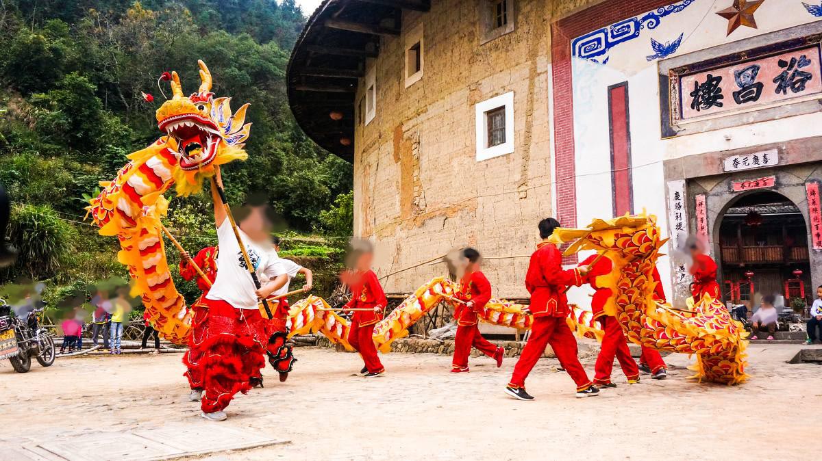 Size 5 # 10m 8 students yellow silk print fabric Chinese DRAGON DANCE ORIGINAL Folk mascot costume china special culture holiday party, Colorful
Size 5 # 10m 8 students yellow silk print fabric Chinese DRAGON DANCE ORIGINAL Folk mascot costume china special culture holiday party, Colorful