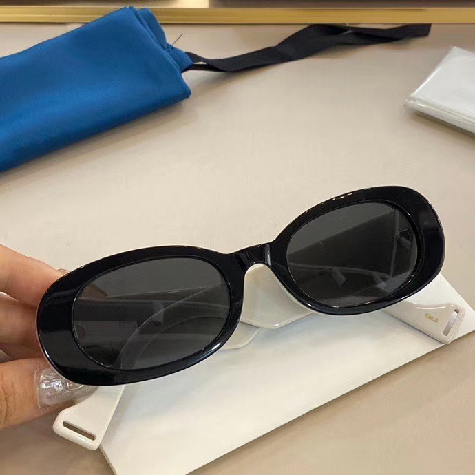 0517 Black/Grey Sunglasses 0517s Sonnenbrille occhiali da sole unisex Sunglasses Sun glasses New wib box
0517 Black/Grey Sunglasses 0517s Sonnenbrille occhiali da sole unisex Sunglasses Sun glasses New wib box