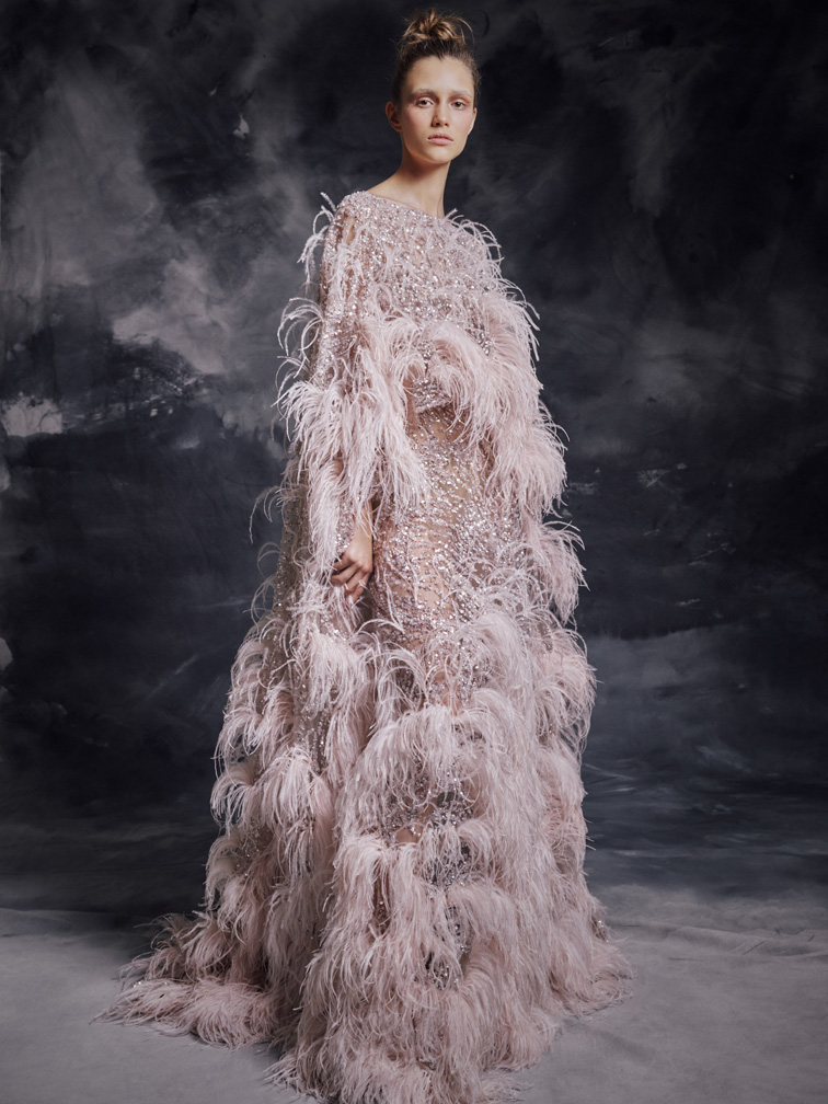 Modest Krikor Jabotian Elegant V Neck Long Sleeve Backless A Line Evening Dresses Sequins Lace Feather Formal Dresses Sweep Train Party Gown