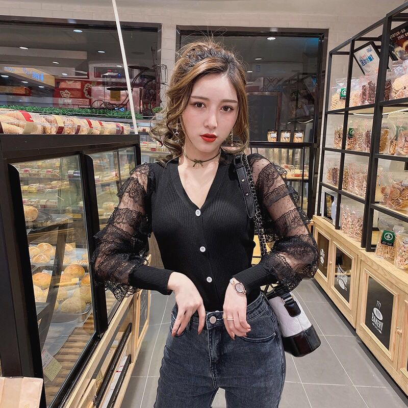 2020 Spring Autumn New Lace Shirt Patchwork Sweat Ladies Top V-Neck Full Sleeve Length Knitted Shirts For Women, Black
2020 Spring Autumn New Lace Shirt Patchwork Sweat Ladies Top V-Neck Full Sleeve Length Knitted Shirts For Women, Black