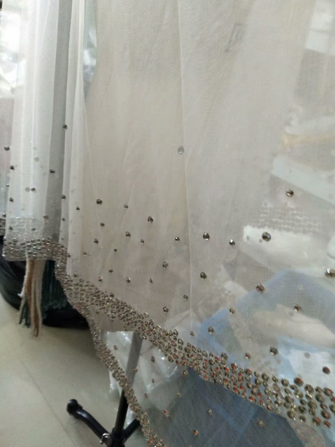 100% Real Image Wedding Bridal Veils Two Layers Bling Bling Tulle Beaded Long Veil With Comb