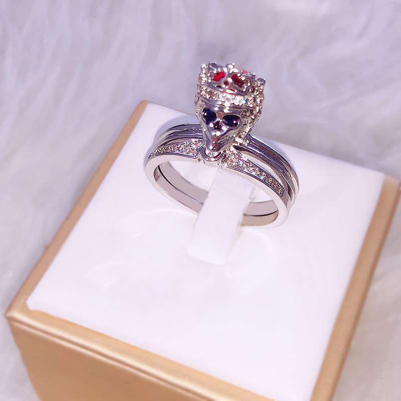 Originality Human Skeleton Head Red Ring Woman Pangkefeng An Crown A Skull Headgear Ring
Originality Human Skeleton Head Red Ring Woman Pangkefeng An Crown A Skull Headgear Ring