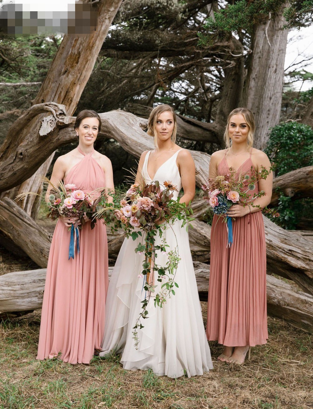 Simple cheap Beach Wedding Dresses Backless Deep V-neckline Sleeveless Chiffon A-Line Wedding Gowns vestidos de novia 2019 Bride Dress