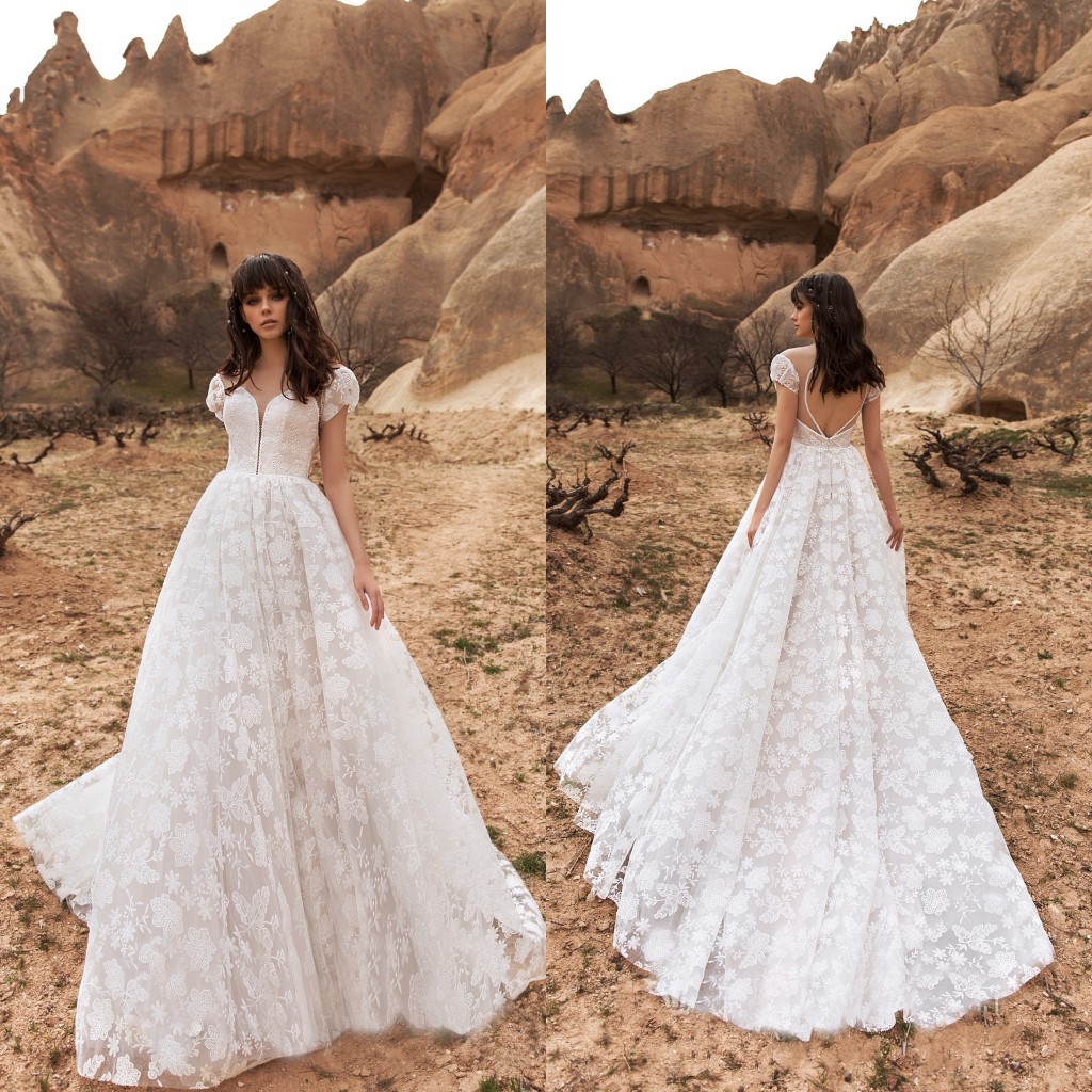 2020 A Line Wedding Dresses Short Sleeves Full Lace Appliques Beading Bridal Gowns Custom Made Hollow Back Sweep Train Wedding Dress, Gold
2020 A Line Wedding Dresses Short Sleeves Full Lace Appliques Beading Bridal Gowns Custom Made Hollow Back Sweep Train Wedding Dress, Gold