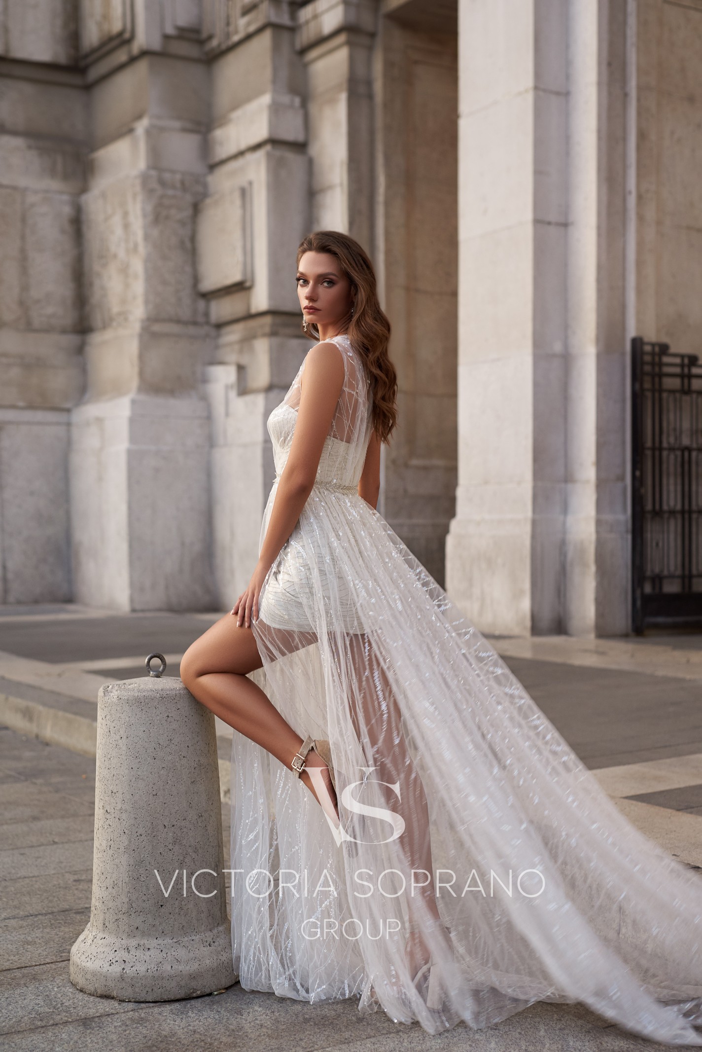 2020 Short Wedding Dresses With Long Jacket Lace Sequins Boho Wedding Dress Plus Size A Line Robes De Mariée Bridal Wrap Side Split
