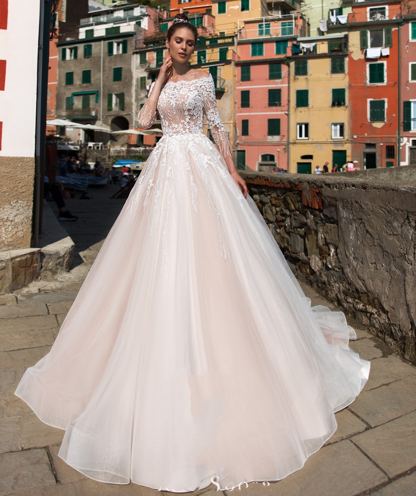 Line Attractive A Long Sleeves Lace Wedding Dresses Off The Shoulder Covered Buttons Back Bridal Gowns Tulle Sweep Train Robe De Marie