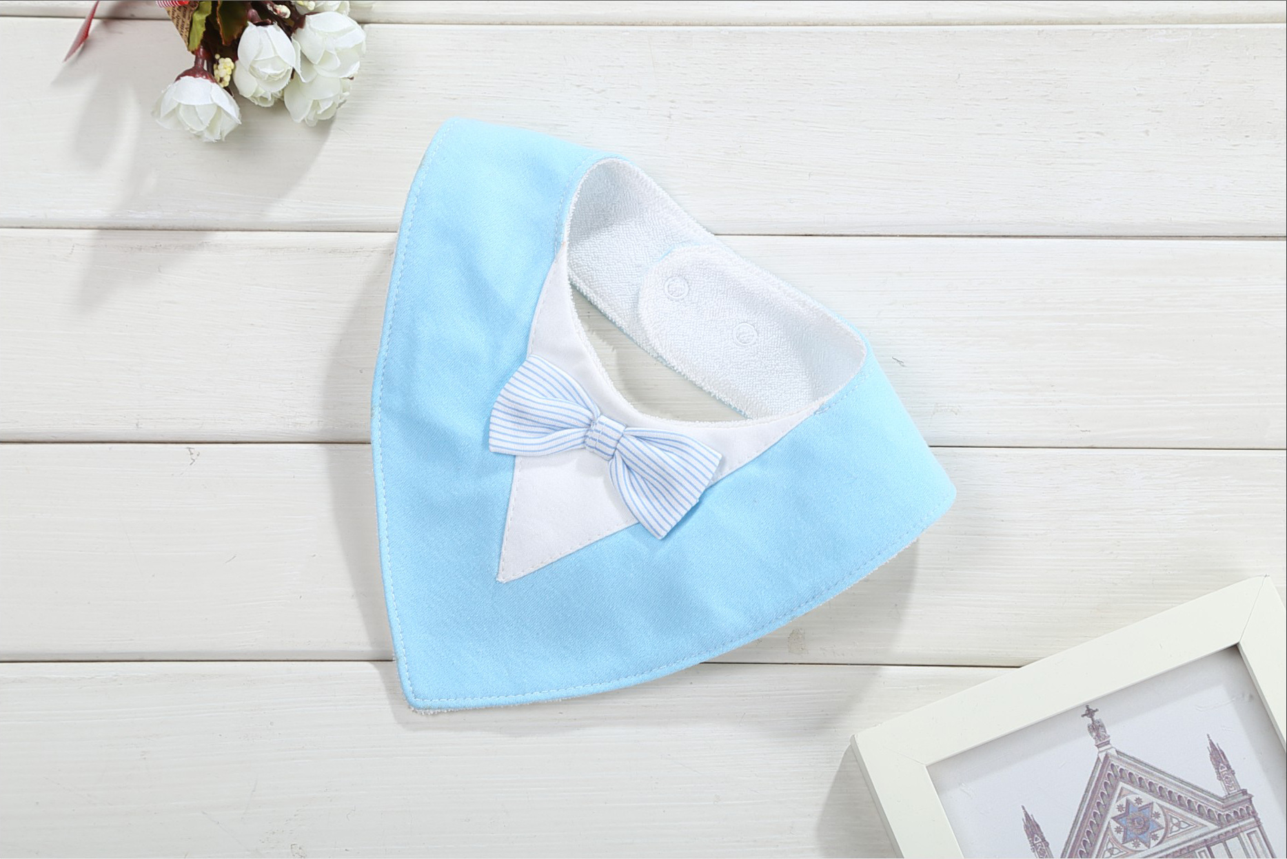 Baby Bibs Burp Cloth Infant Waterproof Bib Towels Kids Cotton Soft Bow Burp Tie Triangle Bibs Toddlers Slobber Bibs Pinafore 10Colors