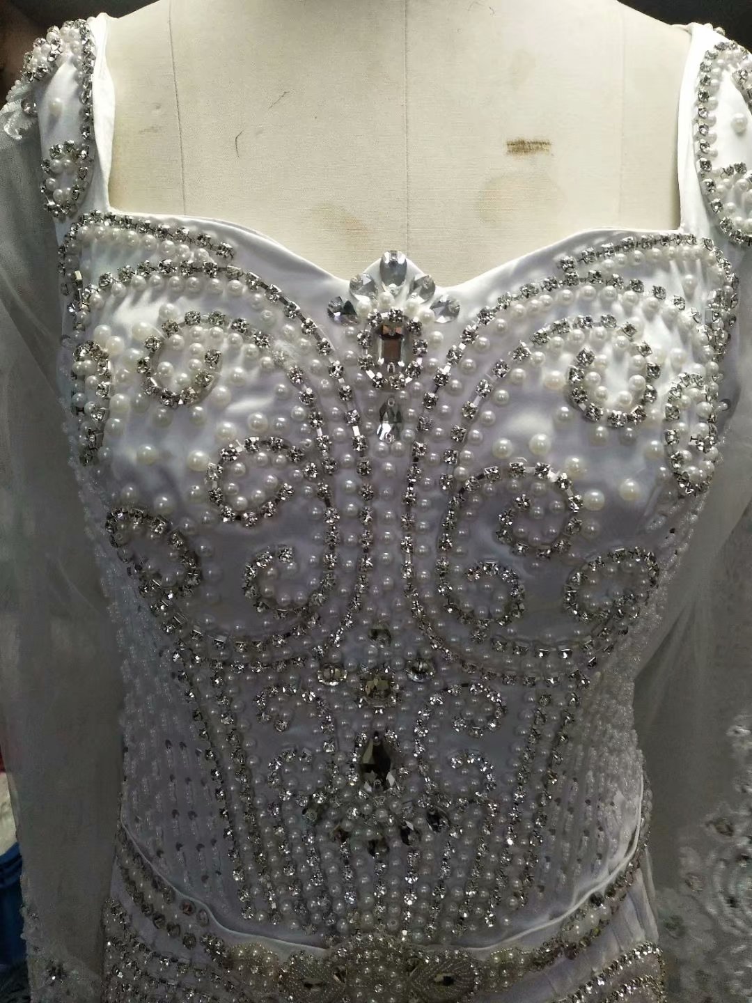 Luxury Crystal Beading Wedding Dresses With Detachable Train Real Picture Scoop Long Sleeve Bridal Gowns Sweep Train Bling Wedding Dress