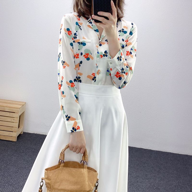 summer 2020 French literature wind! Pure and fresh and small broken flower pajamas loose chiffon shirt jacket female, See chart
summer 2020 French literature wind! Pure and fresh and small broken flower pajamas loose chiffon shirt jacket female, See chart