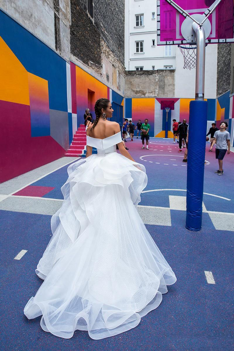 White Mermaid Satin Vintage Wedding Dresses Bridal Gowns Off Shoulder abiti da sposa New Wedding Gowns With Detachable Train Nigeria