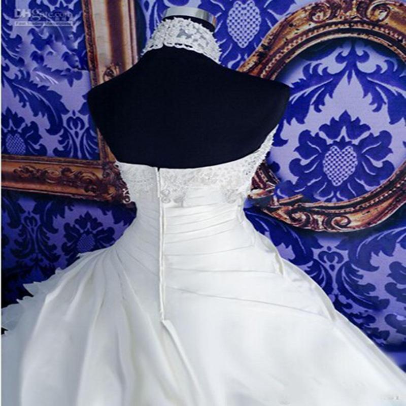 Luxury White Weding Dresses Lace Ball Gown Bridal Gowns With Lace Applique Beads Halter Neck Sleeveless Wedding Gowns