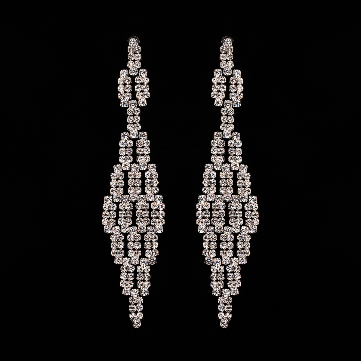 Bride Earrings Day Hanshuizuan Auricular Needling Ear Clip Crystal Eardrop Ear Clip Eardrop Wedding Dress Full Dress Earring
Bride Earrings Day Hanshuizuan Auricular Needling Ear Clip Crystal Eardrop Ear Clip Eardrop Wedding Dress Full Dress Earring