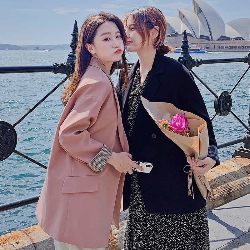 Retro Korean Pink Ladies Blazer Simple Loose Casual Suit Jacket Long Sleeve Stylish Spring Autumn Women Party Blazer MM60NXZ
Retro Korean Pink Ladies Blazer Simple Loose Casual Suit Jacket Long Sleeve Stylish Spring Autumn Women Party Blazer MM60NXZ