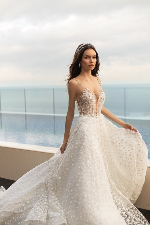 2020 Bohemian Wedding Dresses Lace Beads Spaghetti Sweep Train Boho Wedding Dress A Line Custom Made Vestidos De Novia Backless
