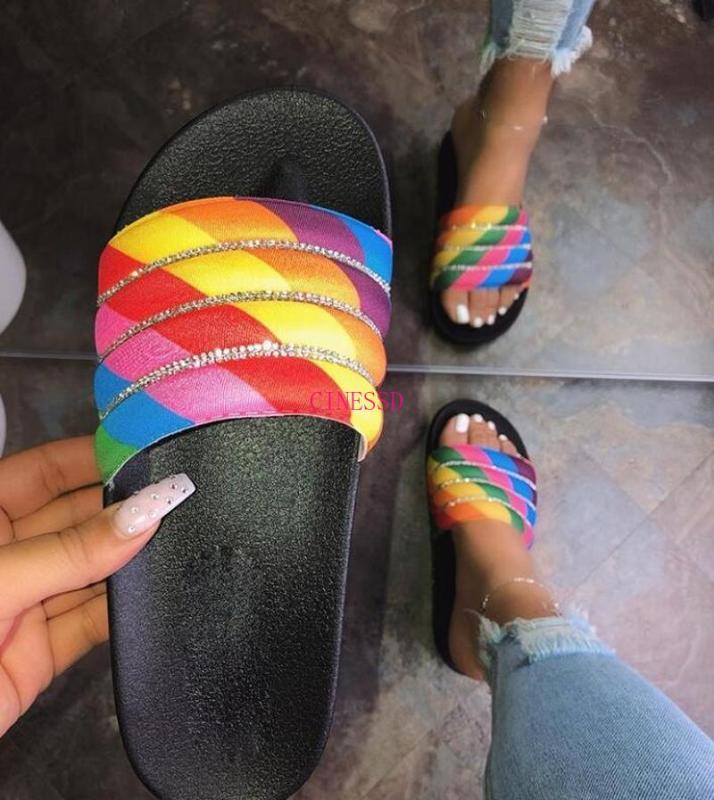 Ins Fashion Wild New Ladies Bright Diamond Sandals 2020 New Beach Slippers Flat Bottom Home Outdoor Travel Slippers Women Shoes, Hot pink
Ins Fashion Wild New Ladies Bright Diamond Sandals 2020 New Beach Slippers Flat Bottom Home Outdoor Travel Slippers Women Shoes, Hot pink
