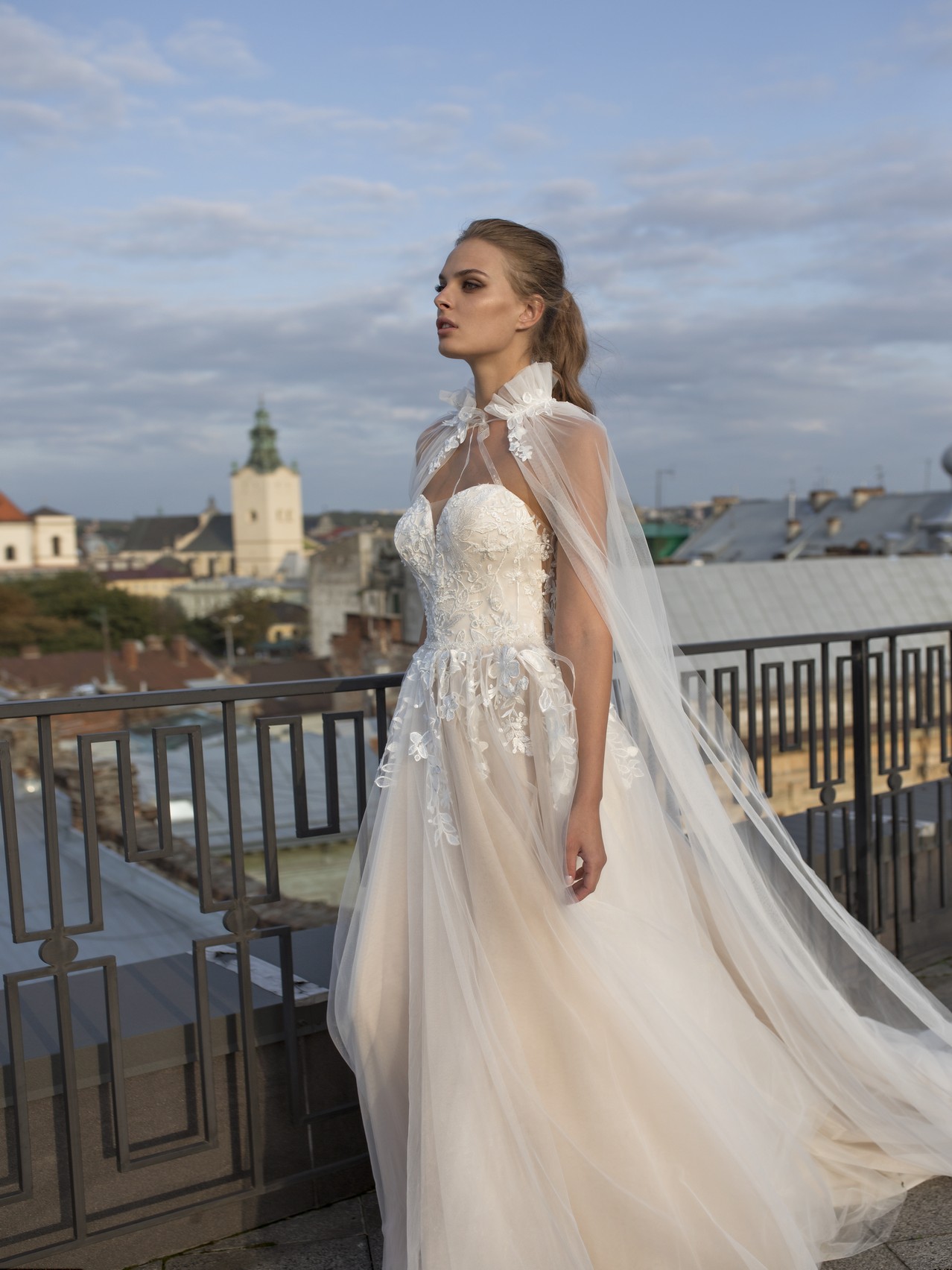 2019 Riki Dalal Cheap Wedding Dresses With Wrap Lace A Line Beach Bridal Gowns Custom Made Boho Wedding Dress Plus Size robe de