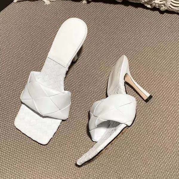 2020New Sexy Women Designer Cowhide Weaving Nappa Dream Square Toe Sandal Luxury Casual Slippers Wedding Party High Heels, Red
2020New Sexy Women Designer Cowhide Weaving Nappa Dream Square Toe Sandal Luxury Casual Slippers Wedding Party High Heels, Red