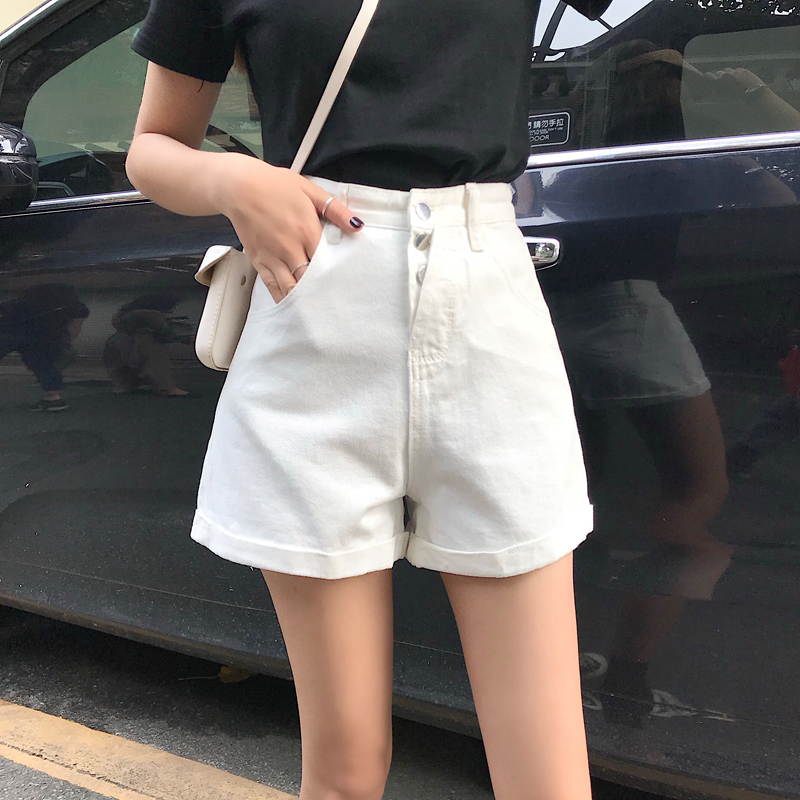 New Korean version of denim shorts women' high waist loose shorts pure white pure style summer casual
New Korean version of denim shorts women' high waist loose shorts pure white pure style summer casual