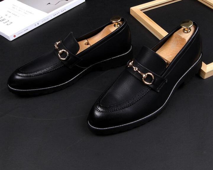 2020 Luxury men designer dress shoes men metal Buckle Formal Leather shoes Men's Groom shoes loafers Sapato Social Masculino LF272, Black
2020 Luxury men designer dress shoes men metal Buckle Formal Leather shoes Men's Groom shoes loafers Sapato Social Masculino LF272, Black