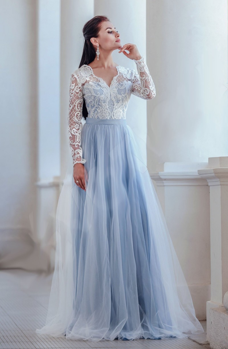 Sky Blue Country A Line Wedding Dresses Long Sleeve V Neck Appliques Lace Up Bridal Gowns Plus Size Beach robe de mariée