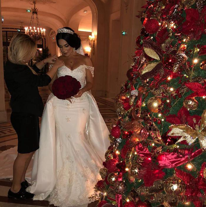 African Elegant Beaded Lace Wedding Dresses With Detachable Train Off Shoulder Mermaid Bridal Gowns Applique Ivory Satin Wedding Dress