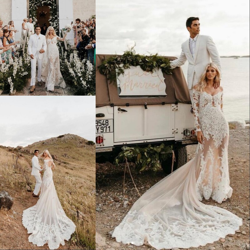 2020 Fashion Off Shoulder Lace Bohemian Wedding Dresses Court Train Long Sleeve Light Champagne Illuison Boho Beach Wedding Gowns, Ivory
2020 Fashion Off Shoulder Lace Bohemian Wedding Dresses Court Train Long Sleeve Light Champagne Illuison Boho Beach Wedding Gowns, Ivory