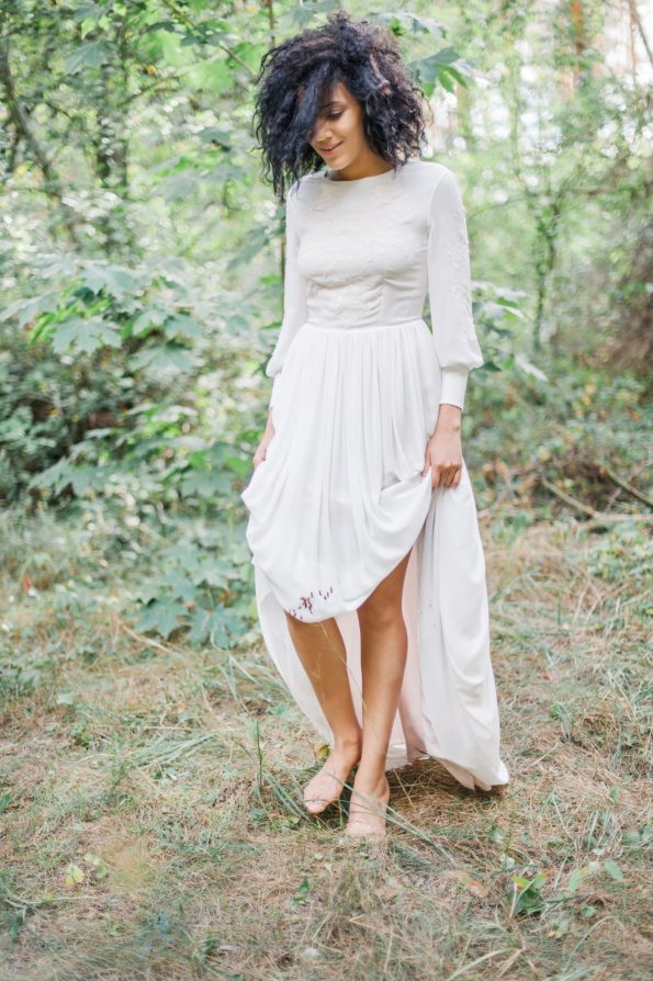 2020 Modest Country Wedding Dresses A Line Jewel Neck Long Sleeve Bohemian Wedding Dress Custom Made Elegant Vestidos De Novia