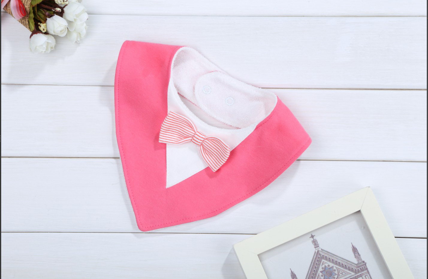 Baby Bibs Burp Cloth Infant Waterproof Bib Towels Kids Cotton Soft Bow Burp Tie Triangle Bibs Toddlers Slobber Bibs Pinafore 10Colors