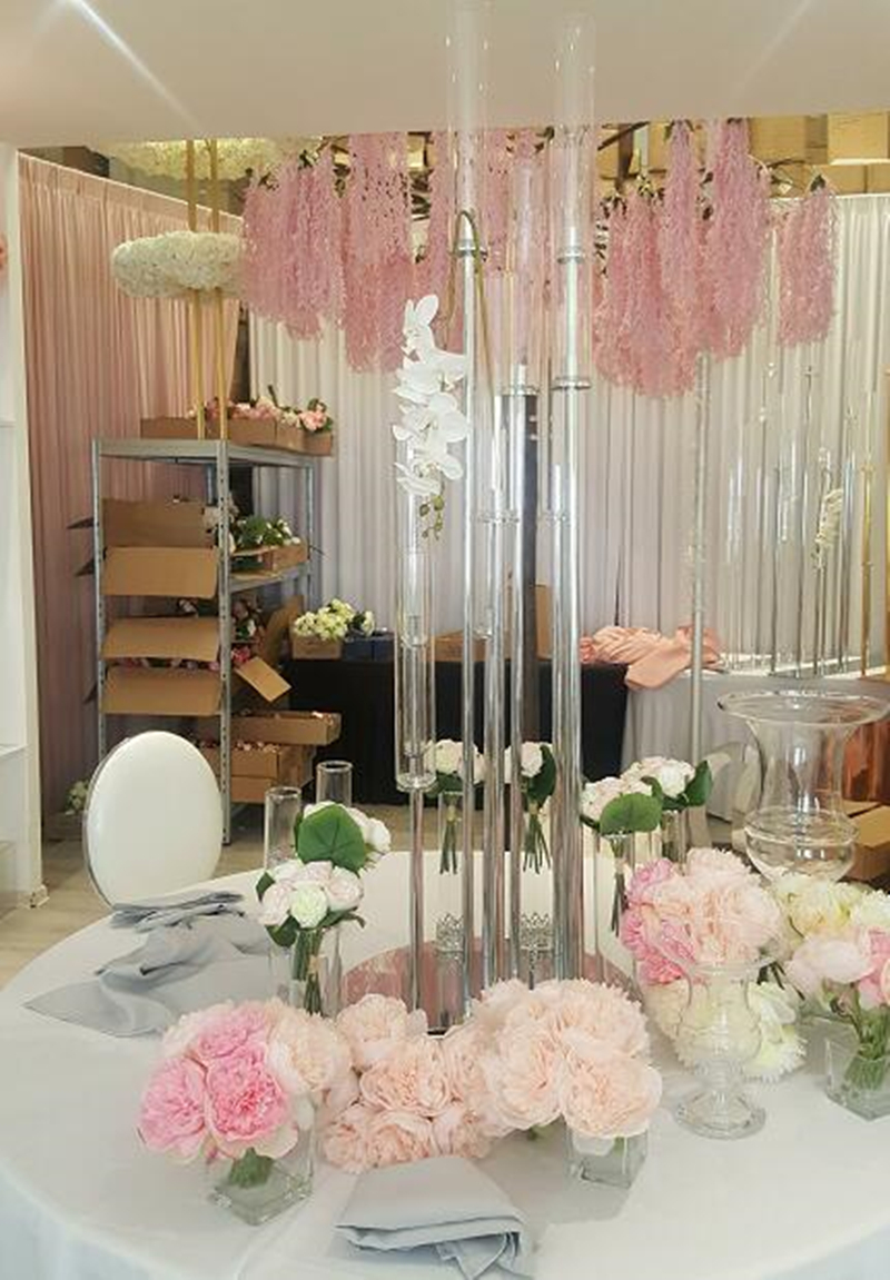 8 Heads Metal Candelabra Holders Acrylic Wedding Table Centerpieces Flower Stand Candle Holder Candelabrum For Home Decor XJ260305