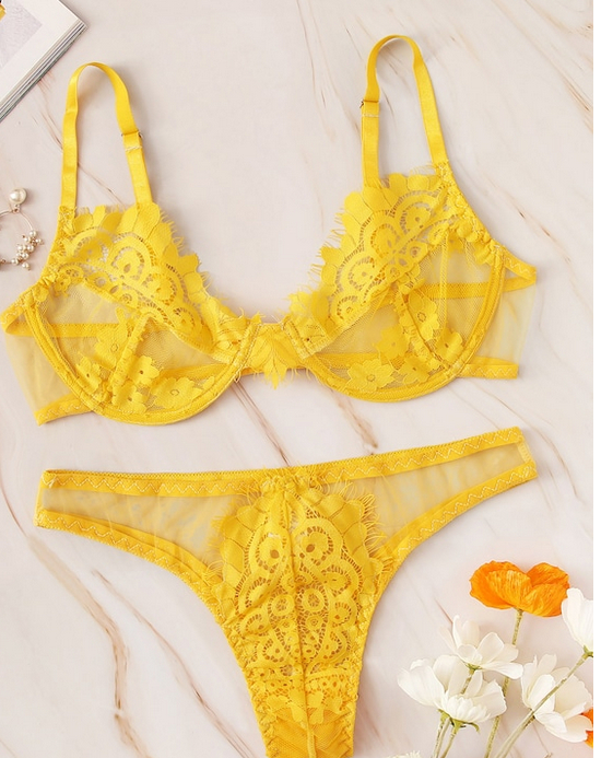 Bras Sets 2Pcs Women Sexy Lace Bralette Set Ladies See-through Lingerie Bra And Panties Brief Woman Underwear 3 Colors
