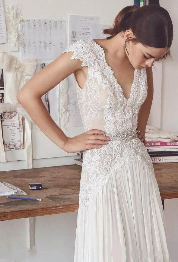Chic Elegant A Line Beach Wedding Dresses Lace Aplliques Chiffon V Neck Crystal Sash Party Bridal Gowns Backless