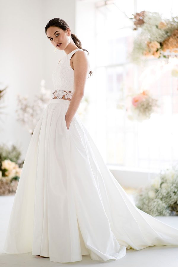 Two Pieces Wedding Dresses With Pockets Lace Satin Sweep Train Bridal Gowns Plus Size Wedding Dress Country Garden Vestido De Novia