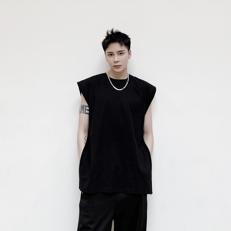 Men Streetwear Casual Side Split Black White Tops Tanks Male Japan Style Fashion Loose Sleeveless Tees Shirts
Men Streetwear Casual Side Split Black White Tops Tanks Male Japan Style Fashion Loose Sleeveless Tees Shirts