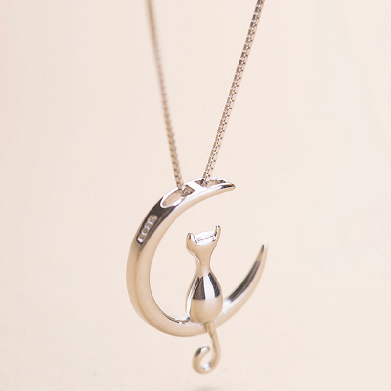 Vintage Moon Chain Lovely Cat Necklaces Pendant Charming Silver Chain Cat On The Moon Statement Necklace Trendy Animal Pet Jewelry