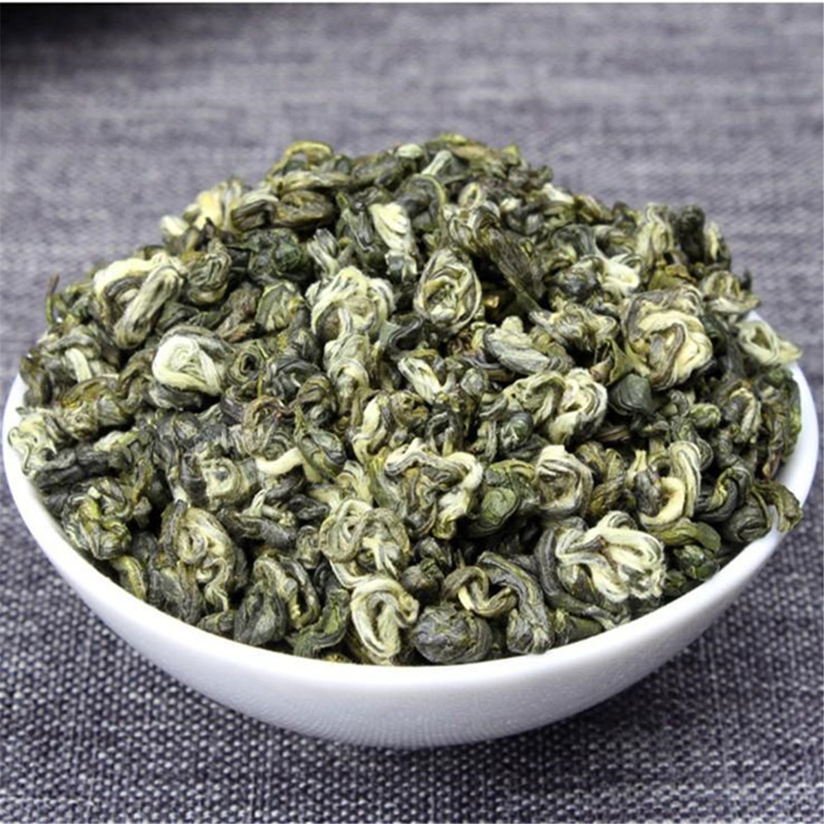 

250g Chinese Organic Green Tea Fragrant Spring Canned Green Biluochun Raw Tea New Spring Tea Green Food Preference