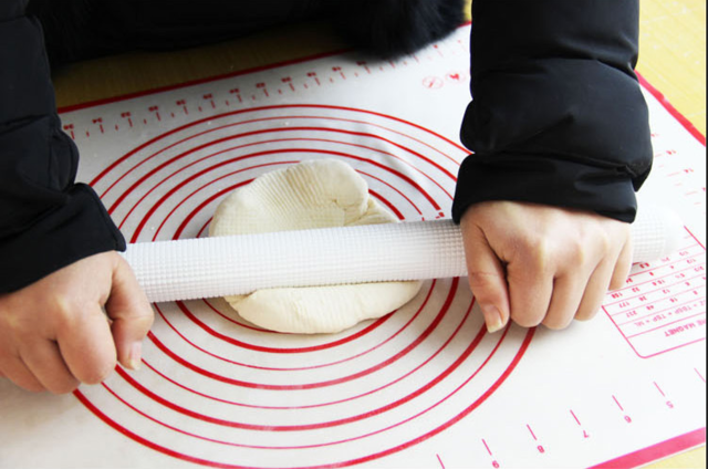 Non Stick Silicone Baking Mat Kneading Dough Mat Baking Rolling pastry Bakeware Liners Pads Cooking Tools
Non Stick Silicone Baking Mat Kneading Dough Mat Baking Rolling pastry Bakeware Liners Pads Cooking Tools