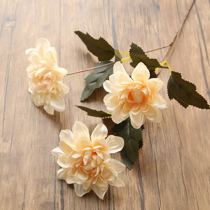 New Dahlia branch silk Artificial flowers for wedding table decoration mariage flores artificiales
New Dahlia branch silk Artificial flowers for wedding table decoration mariage flores artificiales