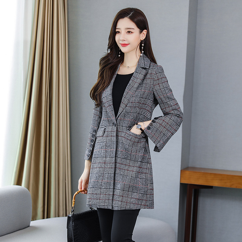 Women Coat Plaid Woolen Mid-Length Suit Collar Slim Jacket Women 2019 Winter Long Sleeve Pocket Fashion Temperament Coat, Red
Women Coat Plaid Woolen Mid-Length Suit Collar Slim Jacket Women 2019 Winter Long Sleeve Pocket Fashion Temperament Coat, Red