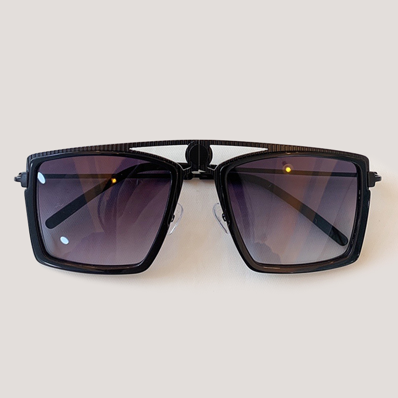 New 2020 women's fashionable atmospheric Sunglasses retro square frame high quality sunglasses UV400 with gift box
New 2020 women's fashionable atmospheric Sunglasses retro square frame high quality sunglasses UV400 with gift box
