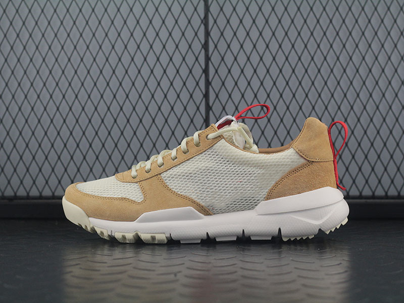 Lightweight Tom Sachs Mars Yard 2.0 Man Designer Athletic Shoes New Space Camp Natural Sport Red Maple Woman Fashion Trainers Good Quality
Lightweight Tom Sachs Mars Yard 2.0 Man Designer Athletic Shoes New Space Camp Natural Sport Red Maple Woman Fashion Trainers Good Quality