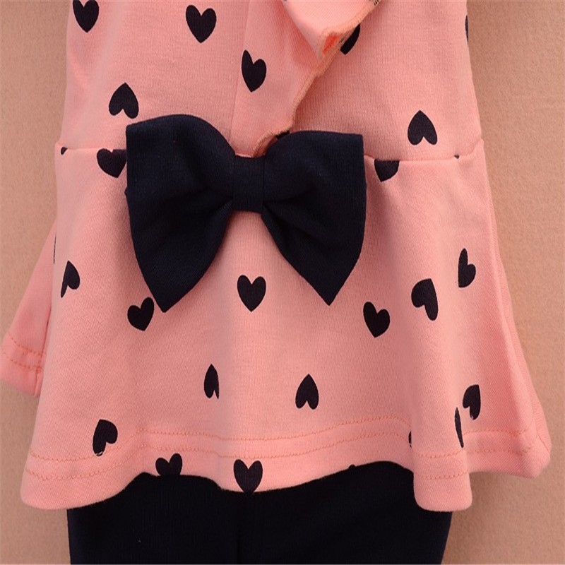 new Baby Girl Clothing Set Heart-shaped Print Bow Cute 2PCS Cloth Set Children Cloth Suit Top T shirt + Pants High quality