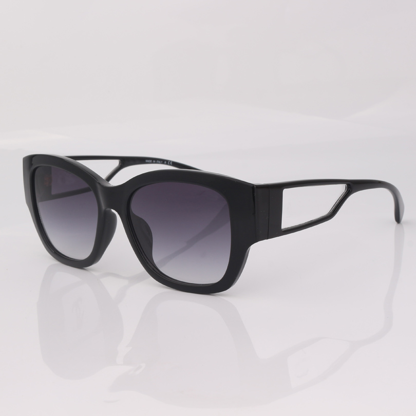 Top qualtiy retro Brand sunglasses Acetate butterfly frame women sunglasses, black fashion oversized women eyewear clear side, White;black
Top qualtiy retro Brand sunglasses Acetate butterfly frame women sunglasses, black fashion oversized women eyewear clear side, White;black