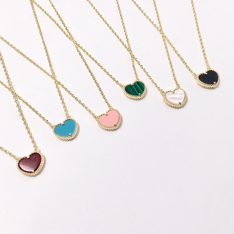 Valentine's Black Heart Pendant Necklace Classic Copper Metal Natural Stone Ornament Girls Necklace Gift for her
Valentine's Black Heart Pendant Necklace Classic Copper Metal Natural Stone Ornament Girls Necklace Gift for her