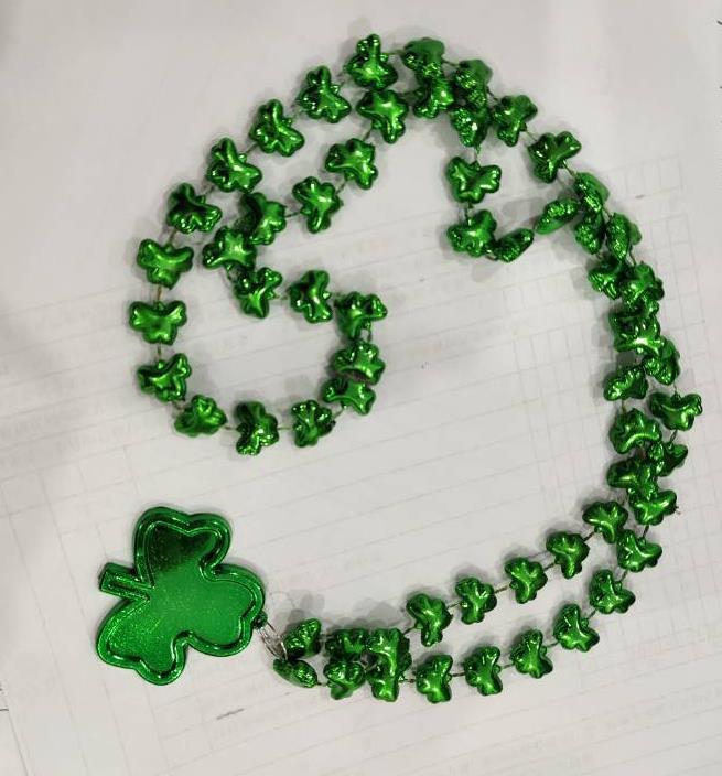 St. Patrick's Day Necklace Bracelet Shamrock Clover Green Hat Beaded Pendant Necklace Holiday Favors Party Festival DIY Decoration