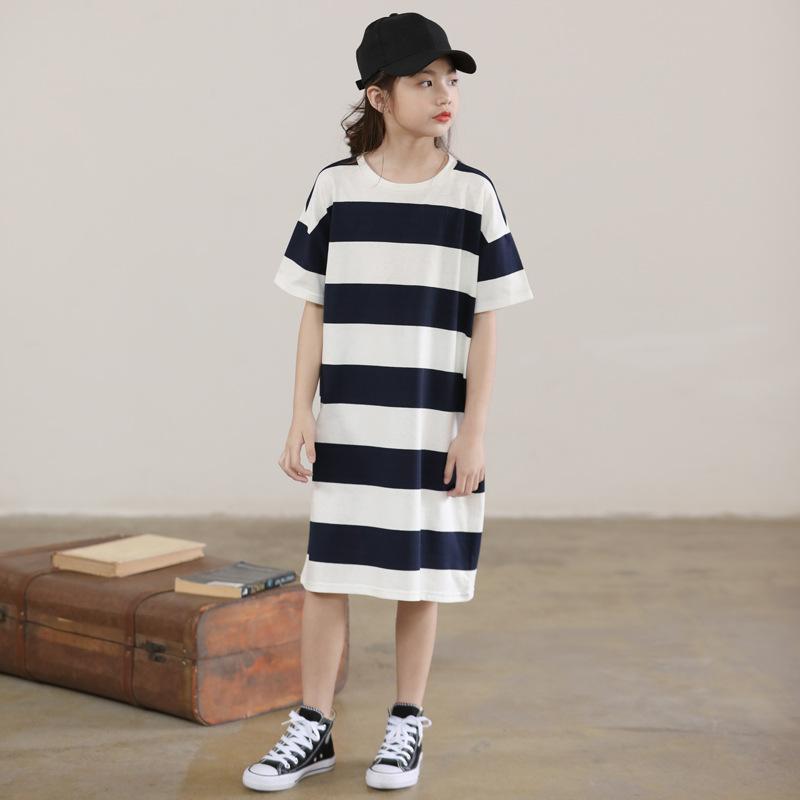 New 2020 Summer Girl Dress Princess Teenagers Casual Dresses Mother and Daughter Clothes Stripe Party Children Dresses
New 2020 Summer Girl Dress Princess Teenagers Casual Dresses Mother and Daughter Clothes Stripe Party Children Dresses