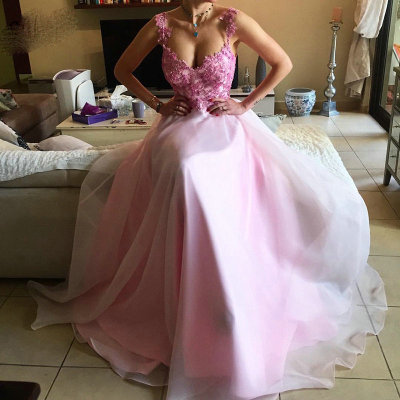 Pink Spaghetti Strap Lace Appliques Beading Evening Dress Sweetheart Backless Long Formal Prom Dresses robe de soiree
Pink Spaghetti Strap Lace Appliques Beading Evening Dress Sweetheart Backless Long Formal Prom Dresses robe de soiree