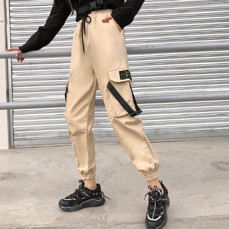 2020 Streetwear Cargo Pants Women Casual Joggers Black High Waist Loose Female Long Trousers Harajuku Fashion Pants Lady Pant
2020 Streetwear Cargo Pants Women Casual Joggers Black High Waist Loose Female Long Trousers Harajuku Fashion Pants Lady Pant